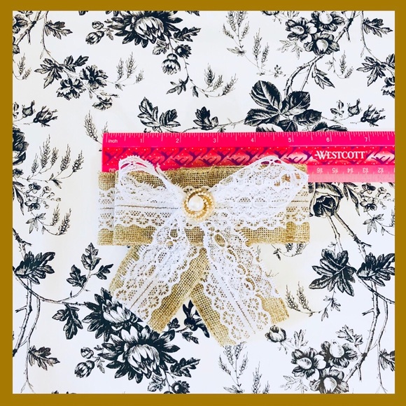 IHeartRibbows Accessories - Burlap and Lace Brooch/Pin